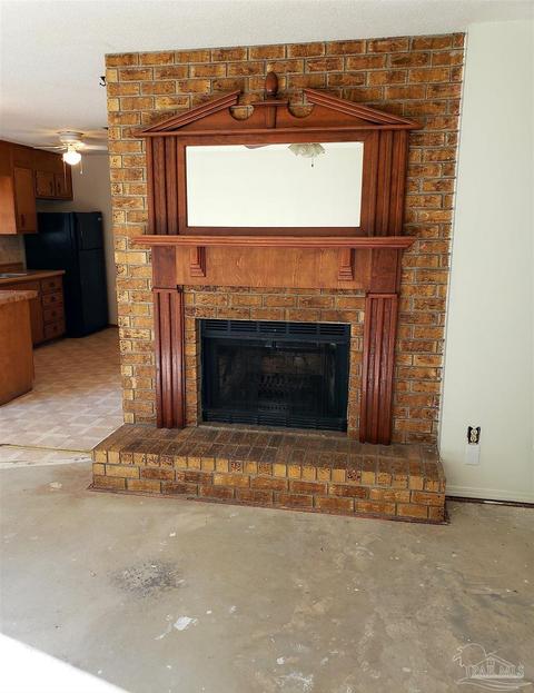 4233 N Island Rd, Pace, FL 32571 photo 4