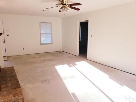 4233 N Island Rd, Pace, FL 32571 photo 6