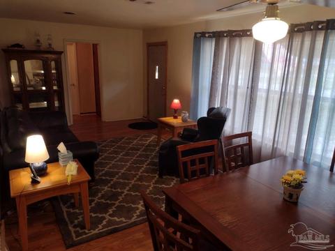 6421 Cedar St, Milton, FL 32570 photo 3