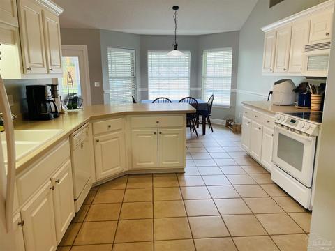 4274 Spindlewick Dr, Pace, FL 32571 photo 13