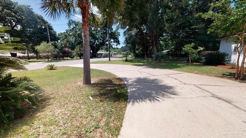 4712 Dean Dr, Pace, FL 32571 photo 4