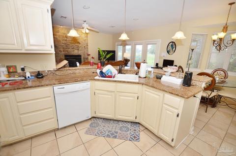 3205 St Andrews Dr, Pace, FL 32571 photo 13