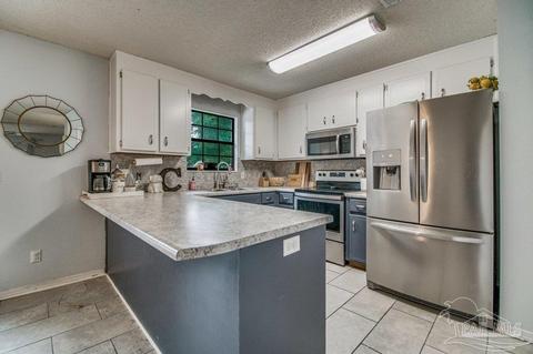 5109 Trenton Dr, Pace, FL 32571 photo 9