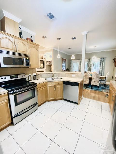 4028 Highland Blvd, Pace, FL 32571 photo 5