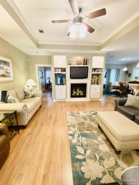 4028 Highland Blvd, Pace, FL 32571 photo 2