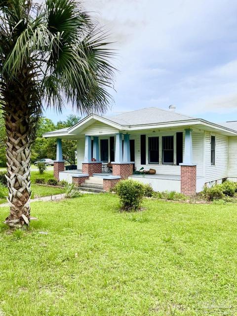 5055 Combs St, Milton, FL 32570 photo 1