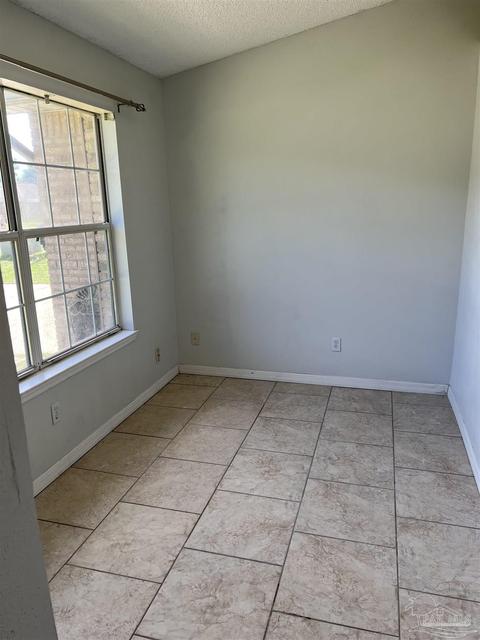 4416 Summerfield Ct, Pace, FL 32571 photo 5