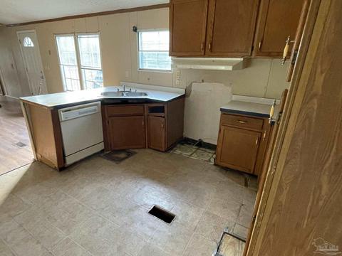 8820 Byrom Campbell Rd, Pace, FL 32571 photo 7