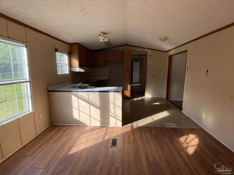 8820 Byrom Campbell Rd, Pace, FL 32571 photo 5