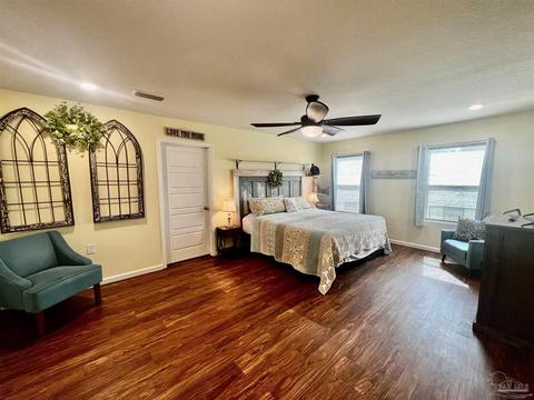933 Jacobs Way, Cantonment, FL 32533 photo 10
