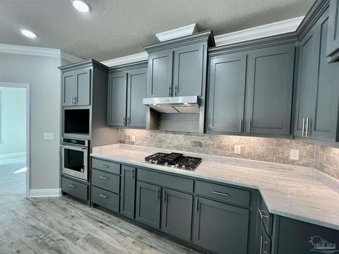 2310 Oglethorpe Ln, Cantonment, FL 32533 photo 2