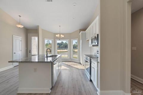 5596 Kailey Rd, Milton, FL 32583 photo 8