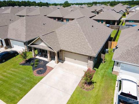 3777 Hawks Landing Cir, Pace, FL 32571 photo 3