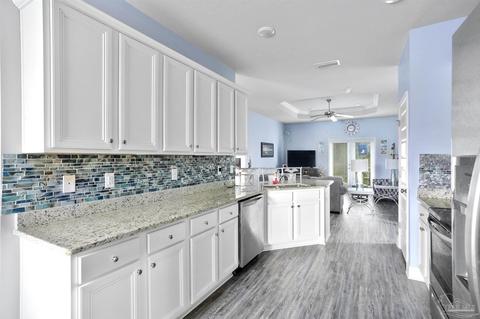 3864 Hawks Landing Cir, Pace, FL 32571 photo 4
