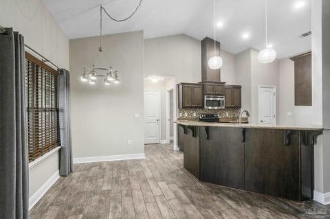 4817 Perspective Dr, Milton, FL 32570 photo 11