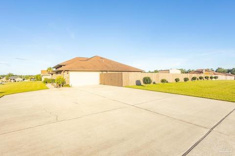 4817 Perspective Dr, Milton, FL 32570 photo 3