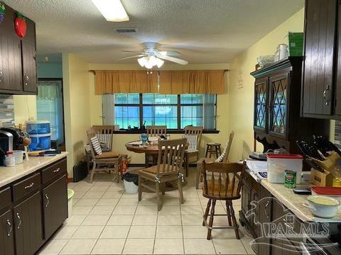 4669 Evelyn St, Pace, FL 32571 photo 9