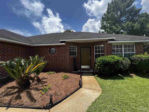 5237 Deer Creek Dr, Pace, FL 32571 photo 1
