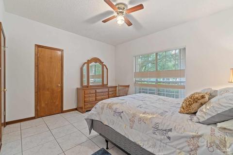 4594 Amblewood Ct, Pace, FL 32571 photo 19