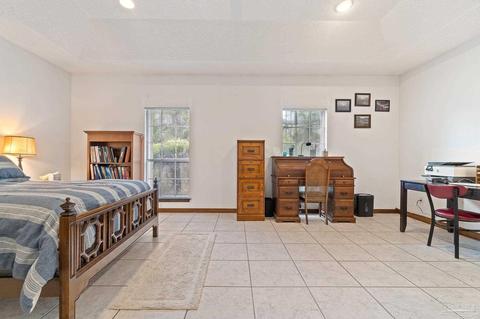4594 Amblewood Ct, Pace, FL 32571 photo 12