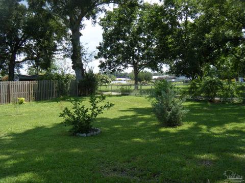 4324 Grant St, Pace, FL 32571 photo 4