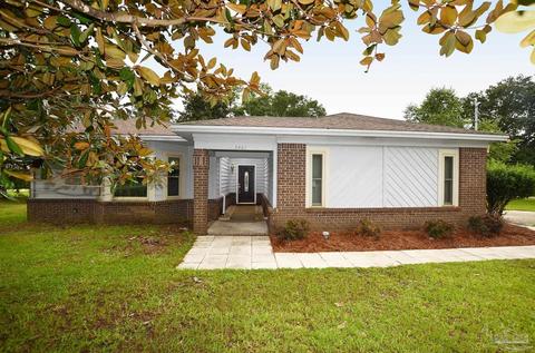 3461 Riverhill Dr, Pace, FL 32571 photo 1