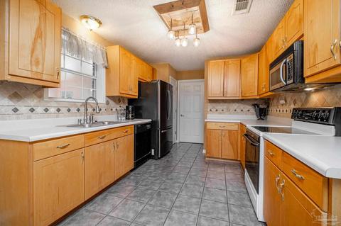 2120 Handy Rd, Cantonment, FL 32533 photo 9