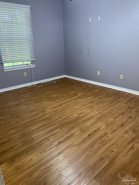 6499 Colonial Dr, Milton, FL 32570 photo 13