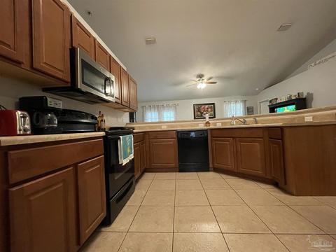 6780 Joy St, Milton, FL 32583 photo 4