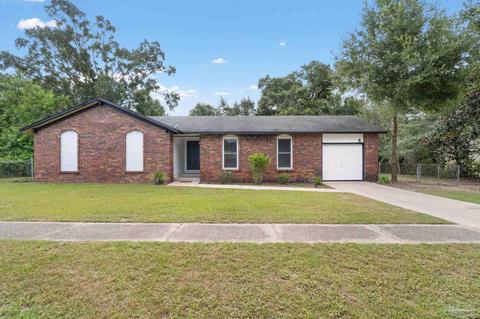 4236 Queens Ct, Pace, FL 32571 photo 1