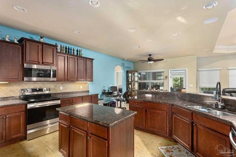 5930 Rustic Ridge Cir, Milton, FL 32570 photo 13