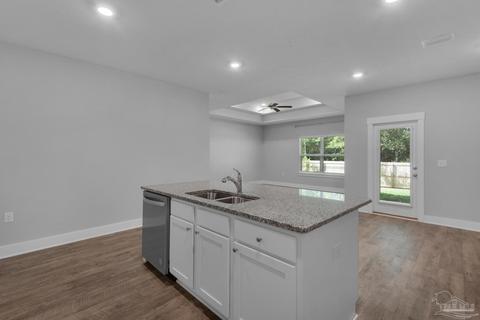 4109 Heart Pine Ln, Pace, FL 32571 photo 8