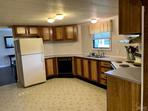 5548 Traci Dr, Milton, FL 32583 photo 7