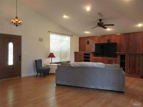6717 Contentment St, Milton, FL 32583 photo 3