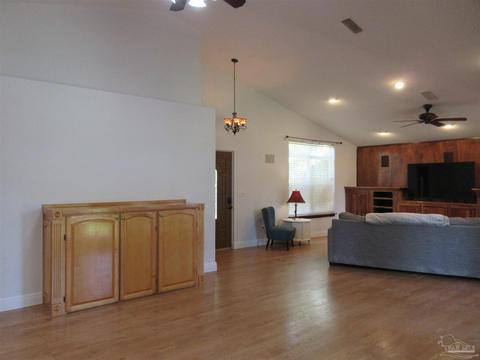 6717 Contentment St, Milton, FL 32583 photo 9