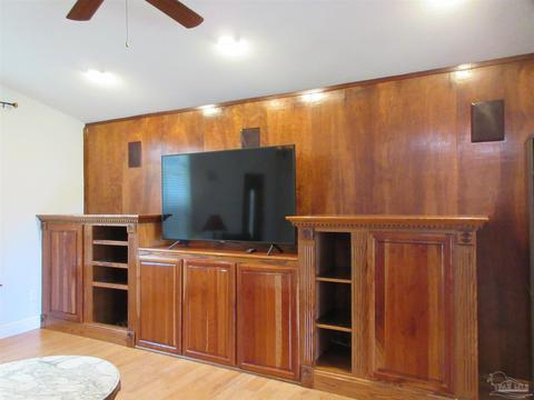 6717 Contentment St, Milton, FL 32583 photo 5