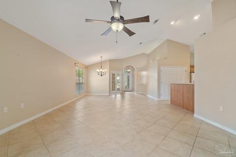 3911 Windsor Castle Blvd, Milton, FL 32583 photo 12