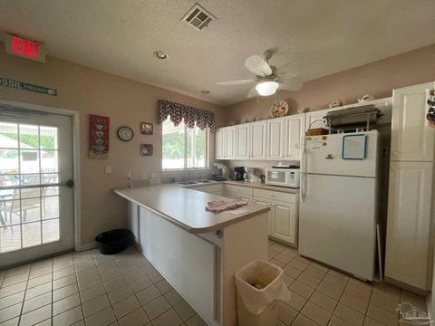 3911 Windsor Castle Blvd, Milton, FL 32583 photo 31