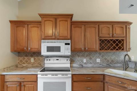 3911 Windsor Castle Blvd, Milton, FL 32583 photo 8