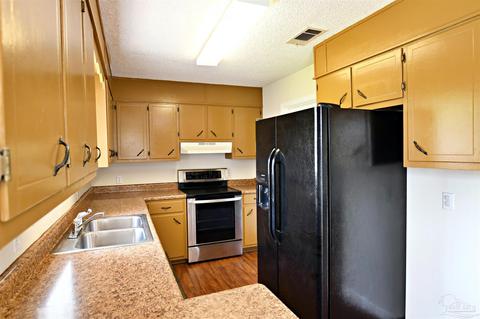 4297 Seaport Rd, Pace, FL 32571 photo 3