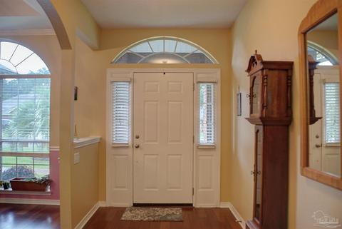 2913 Greystone Dr, Pace, FL 32571 photo 2