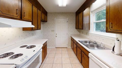 3378 Pigeon Forge Dr, Pace, FL 32571 photo 2