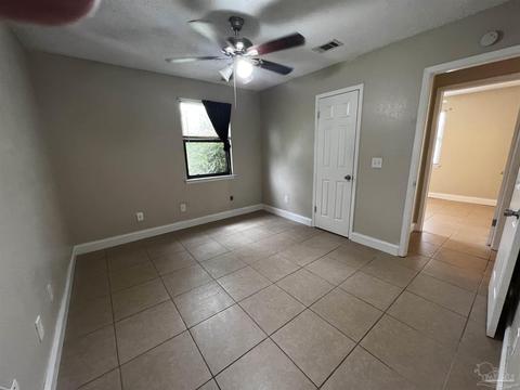 4200 Queens Ct, Pace, FL 32571 photo 10