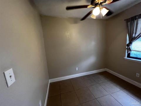 4200 Queens Ct, Pace, FL 32571 photo 11