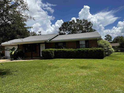 4200 Queens Ct, Pace, FL 32571 photo 1