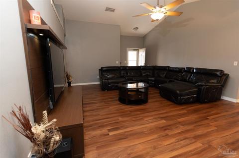 4337 Glen Forest Dr, Milton, FL 32583 photo 13