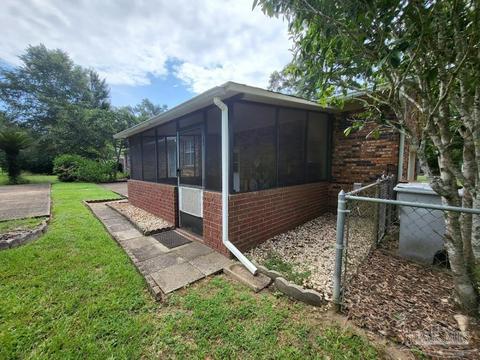 4852 Blakemore Dr, Pace, FL 32571 photo 16