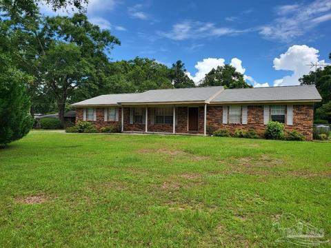 4852 Blakemore Dr, Pace, FL 32571 photo 1