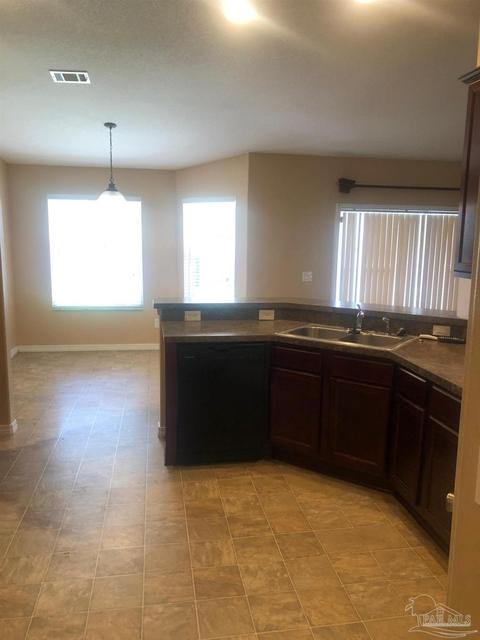 4558 Carmel Cir, Pace, FL 32571 photo 12