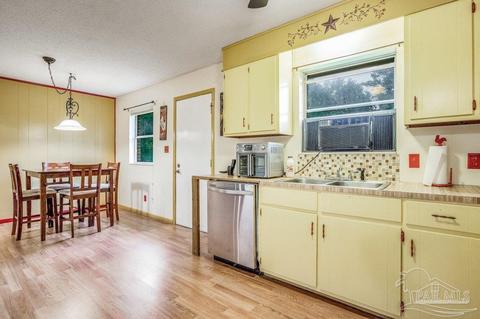8351 Edith Ave, Milton, FL 32570 photo 9